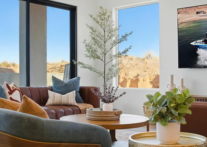 The Lookout- Luxe Hot Tub Firepit 50-mile Views *